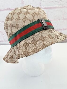 Authentic Gucci Vintage Web Khaki GG Bucket Hat M